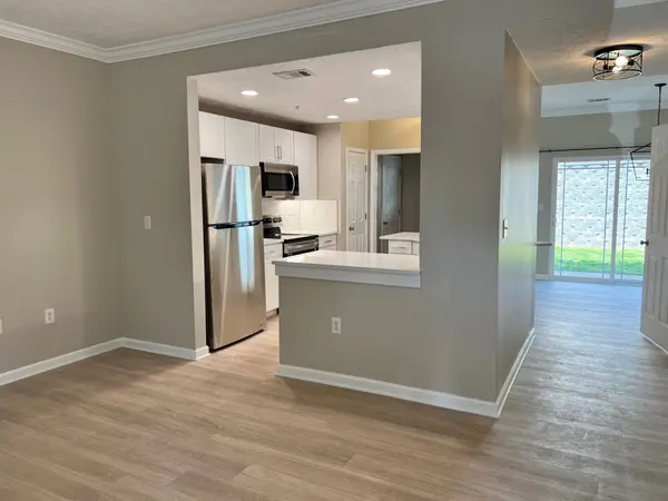 1022 Somerset Springs Dr, Spring Hill, TN 37174
