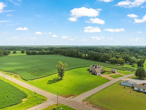 2452 State Route 77, Atwood, TN 38220