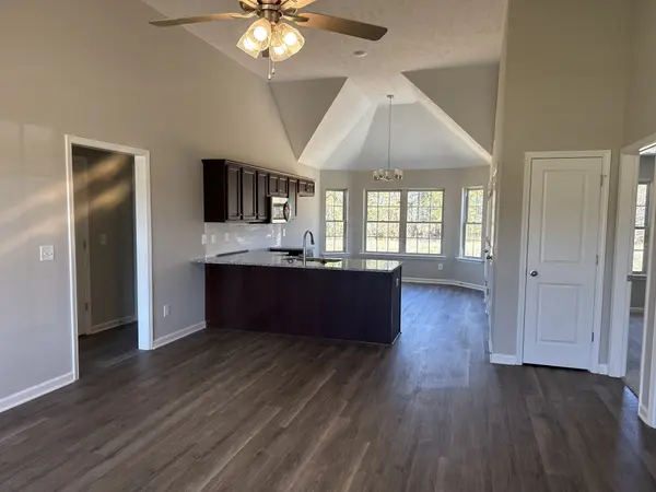 124 Hidden Circle, Shelbyville, TN 37160