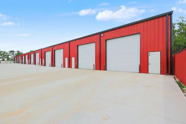 11301 W 53rd St N, Maize, KS 67101