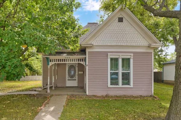 908 S Hickory ST, Mt Vernon, MO 65712