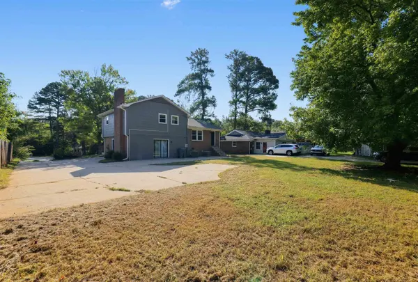 610 Camelot DR, Spartanburg, SC 29301