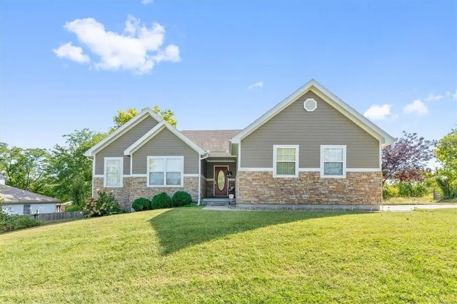 13663 Barber AVE, Bonner Springs, KS 66012