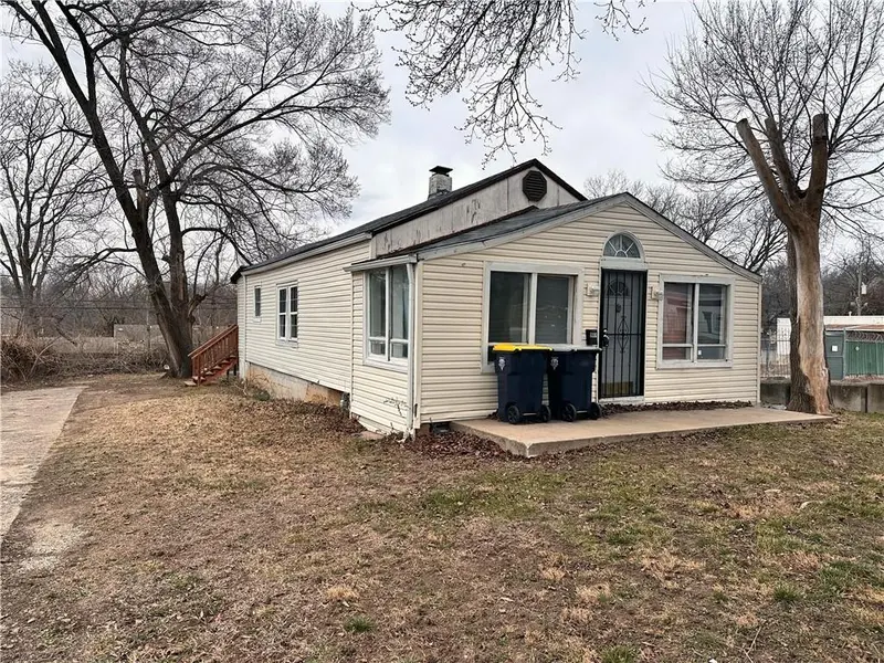 8110 Paseo BLVD, Kansas City, MO 64131