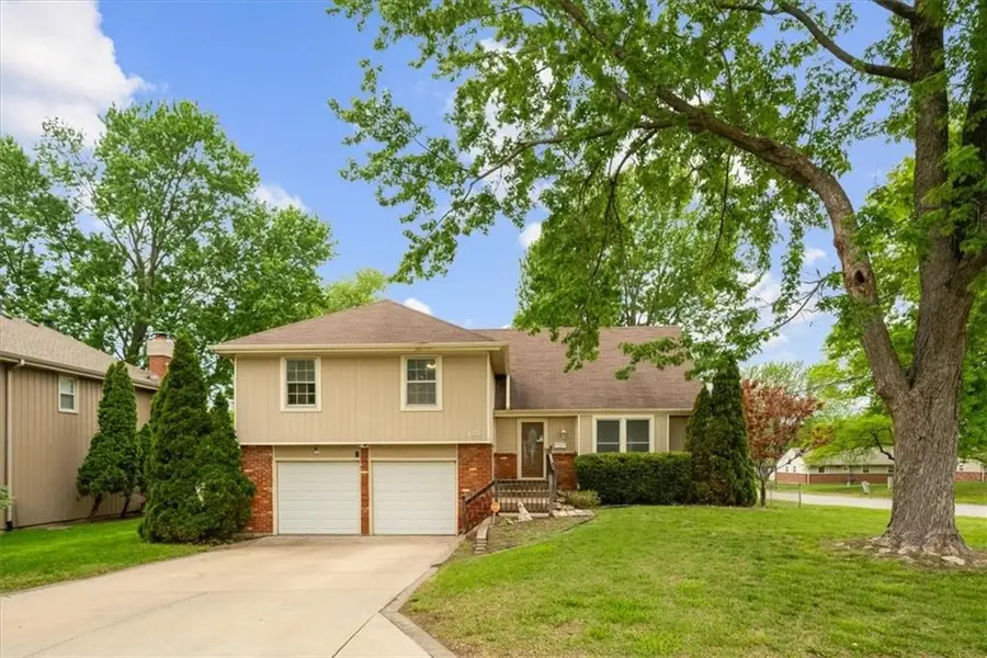 625 N Stevenson ST, Olathe, KS 66061