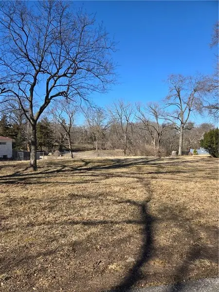 1412 E 108th TER, Kansas City, MO 64131