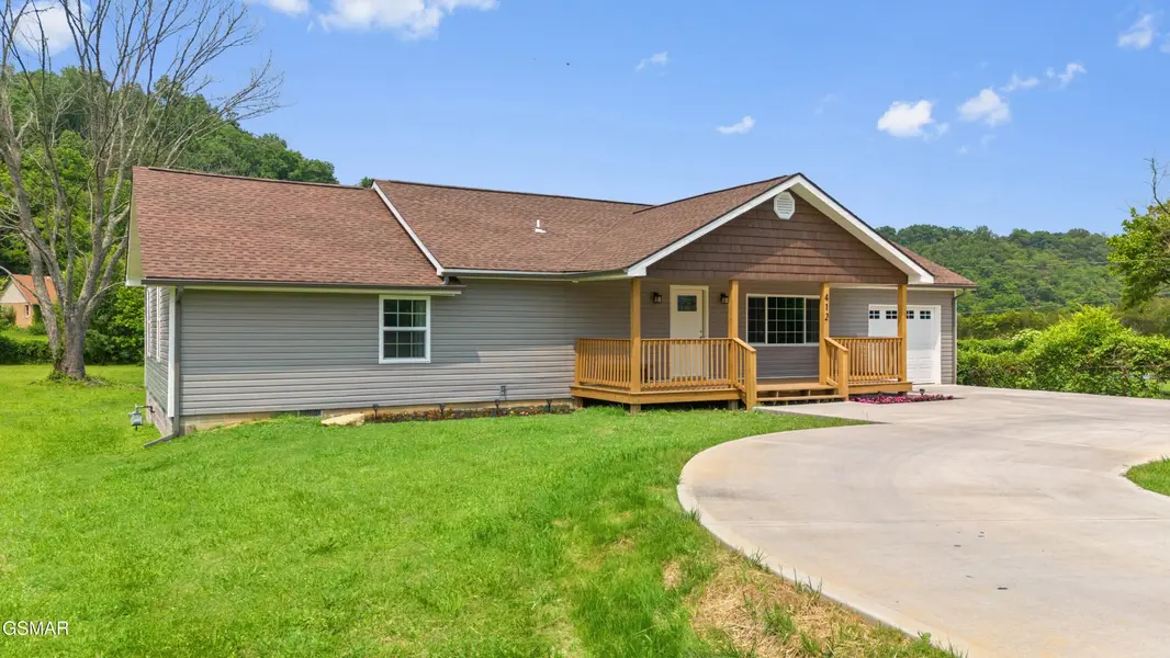 412 Apple Valley Road, Sevierville, TN 37862