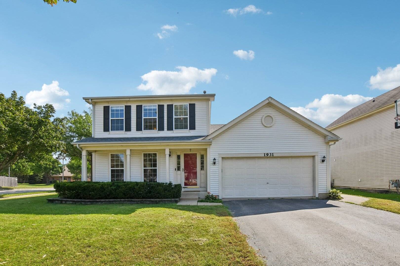 1931 Crossing CT, Naperville, IL 60540