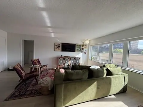 4545 Wornall RD, Kansas City, MO 64111