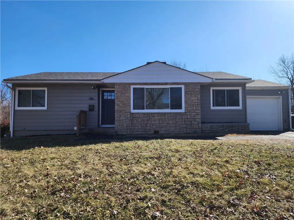3517 SLOAN DR, Kansas City, KS 66104
