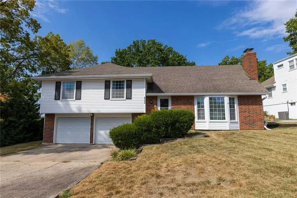 6000 N Wyandotte ST, Kansas City, MO 64118