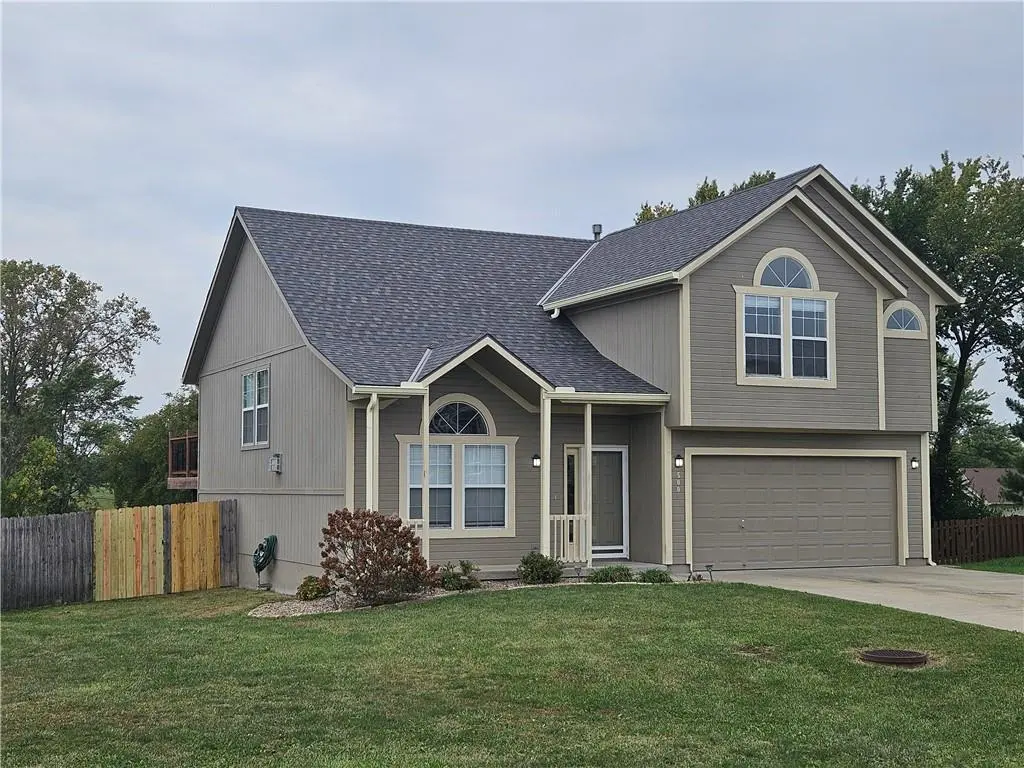 500 Grant AVE #S, Greenwood, MO 64034