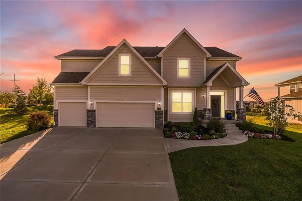 7604 N Donnelly AVE, Kansas City, MO 64158