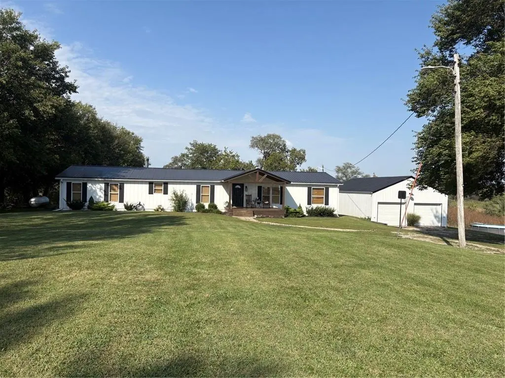 21919 120th ST, Clearmont, MO 64431