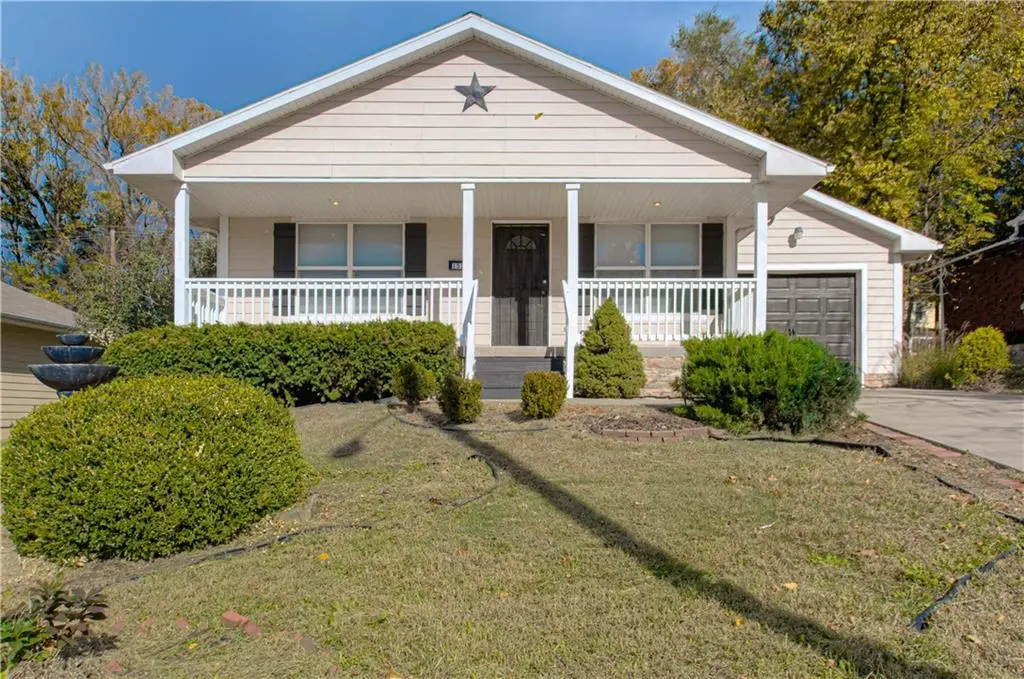 1510 Yecker AVE, Kansas City, KS 66104