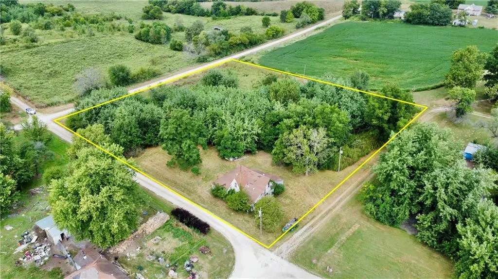 304 4th ST, Humphreys, MO 64646