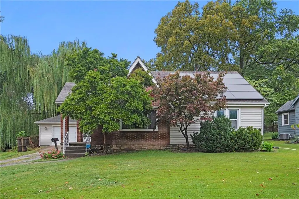 2718 Windsor AVE, Independence, MO 64052
