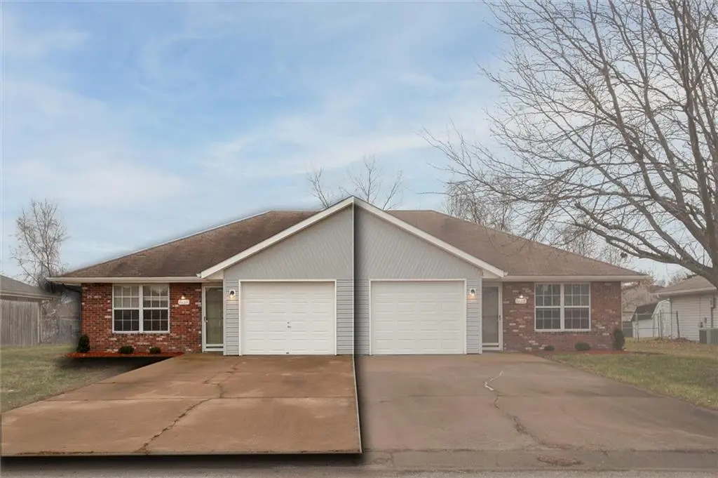 1121 SW Ephraim DR #45B, Grain Valley, MO 64029