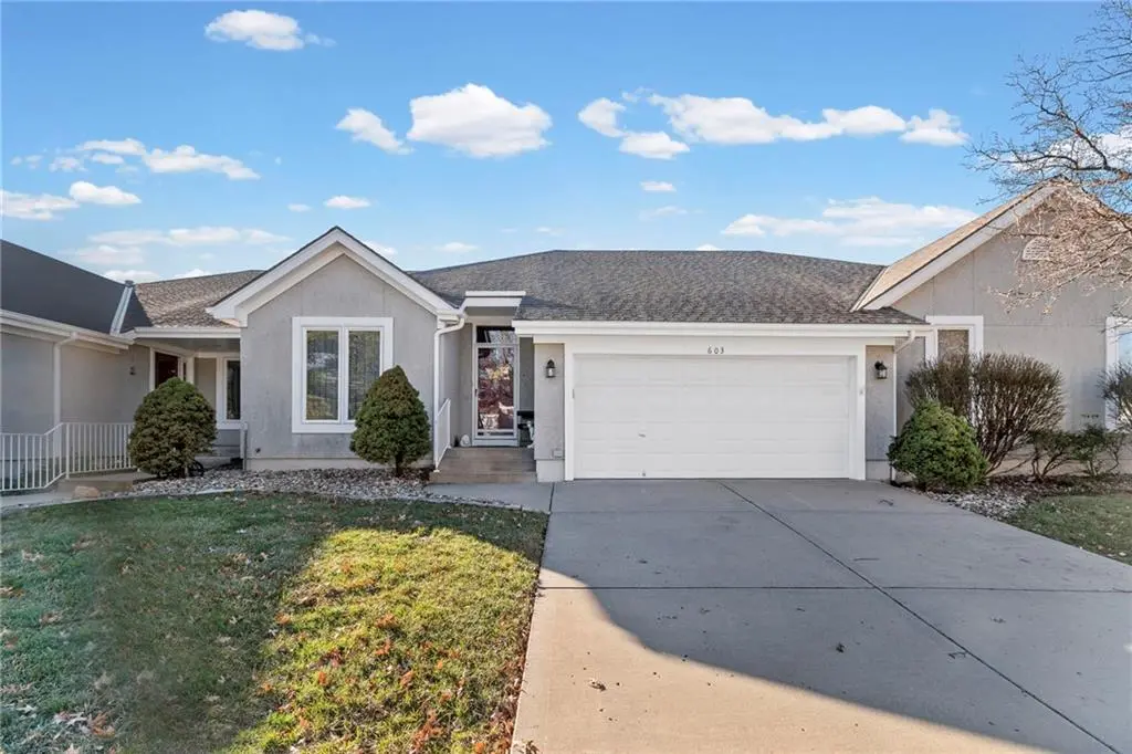 603 NE 96th TER, Kansas City, MO 64155