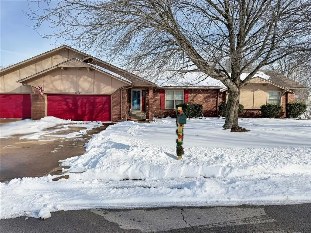 3040 Regency DR, Independence, KS 67301