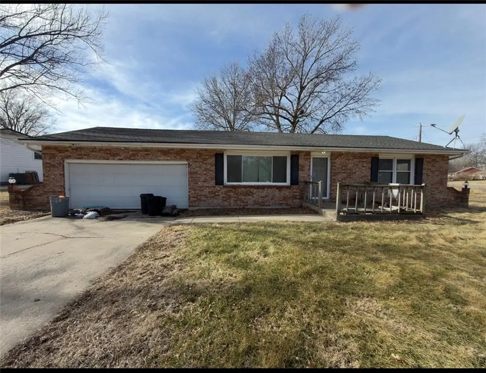 700 Kay DR, Lathrop, MO 64465