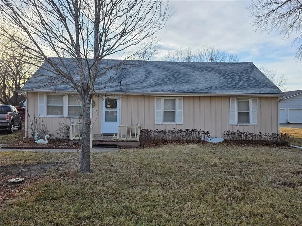 516 N 4th ST, Lacygne, KS 66040