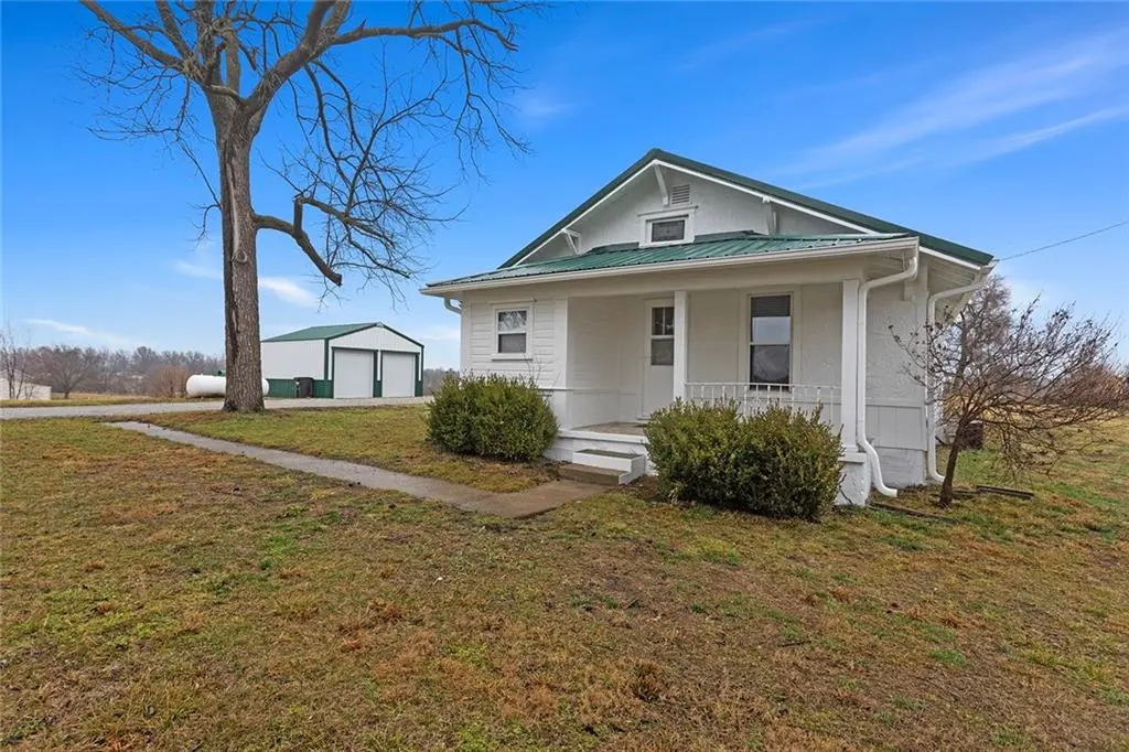 14001 Cameron RD, Excelsior Springs, MO 64024