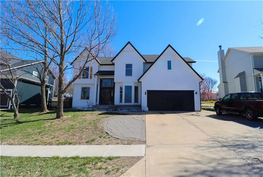 6215 Acuff ST, Shawnee Mission, KS 66216