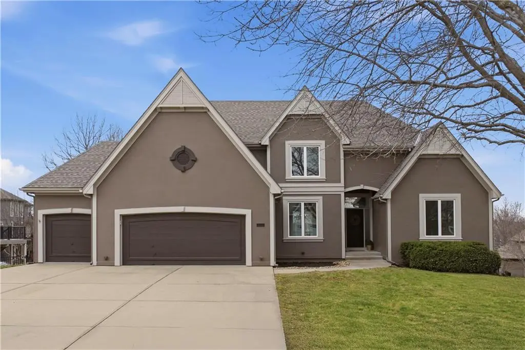 8600 N Richmond AVE, Kansas City, MO 64157