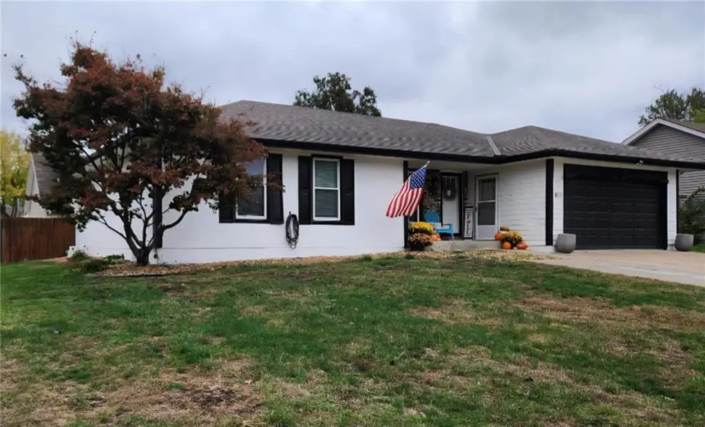 812 Apple Blossom ST, Excelsior Springs, MO 64024