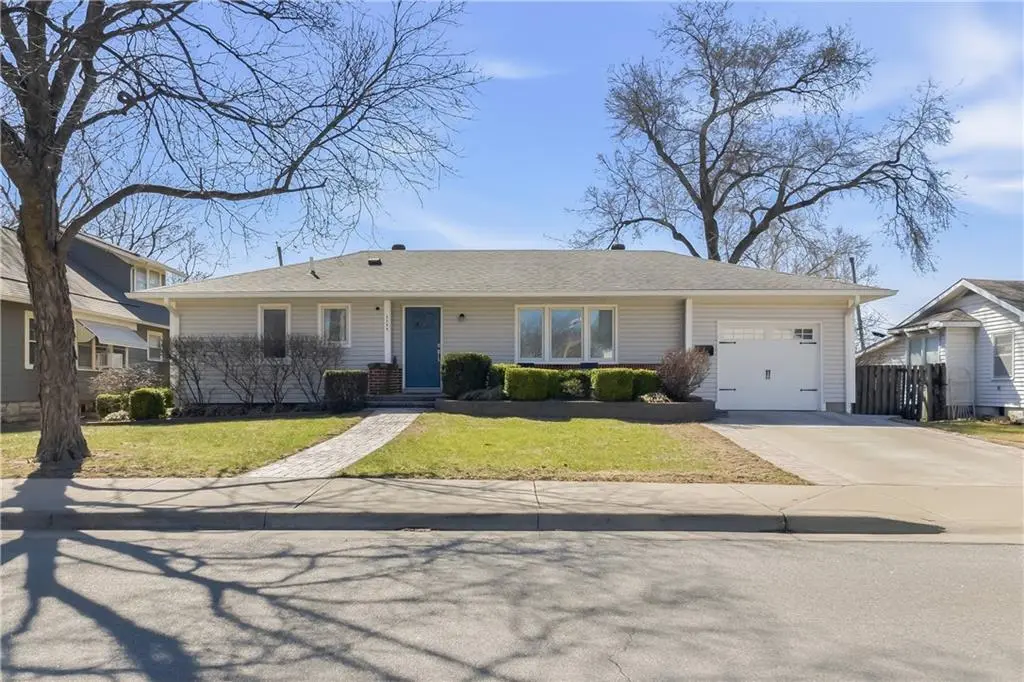 4509 W 51st ST, Roeland Park, KS 66205