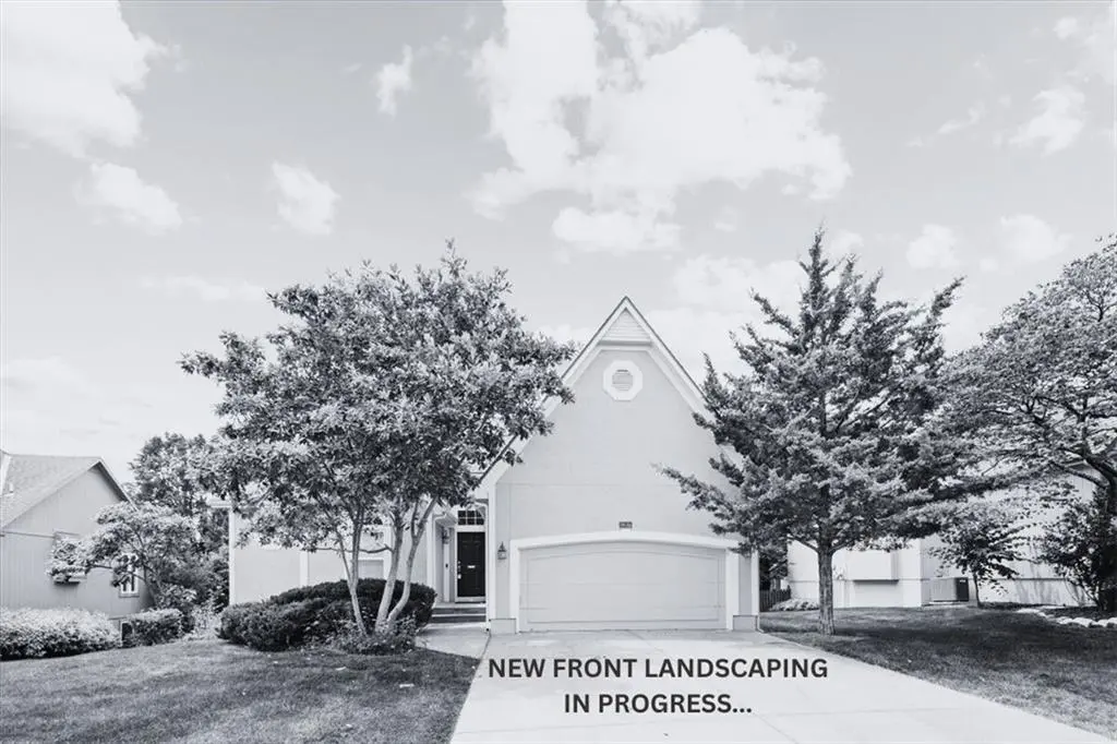 7633 W 148th TER, Overland Park, KS 66223