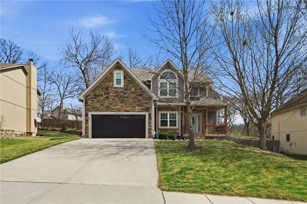 5017 N Washington ST, Gladstone, MO 64118