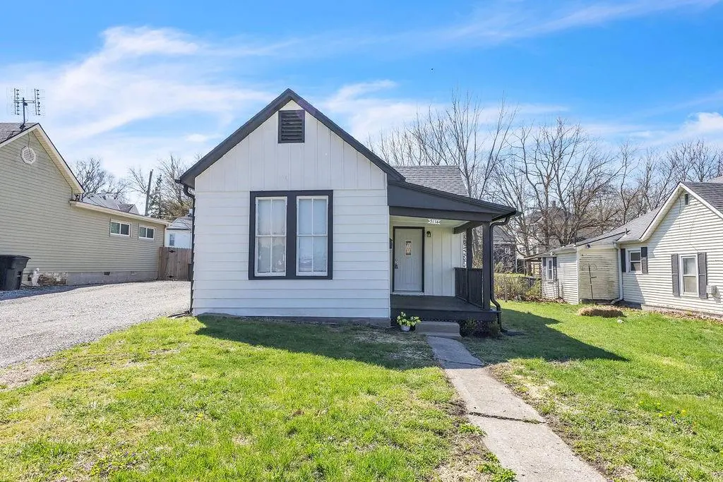 3114 Olive ST, St Joseph, MO 64507