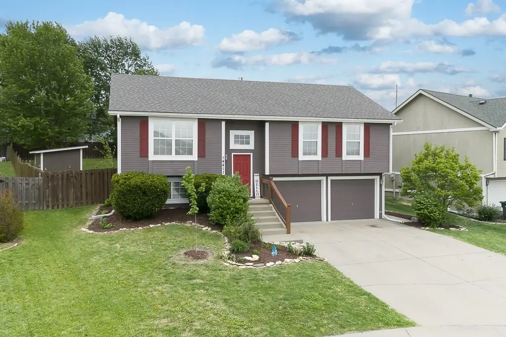 4411 Garland ST, Leavenworth, KS 66048