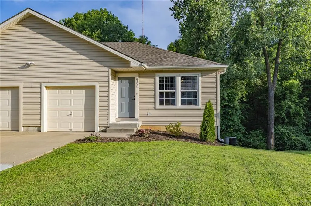 8855 Ann AVE, Kansas City, KS 66112