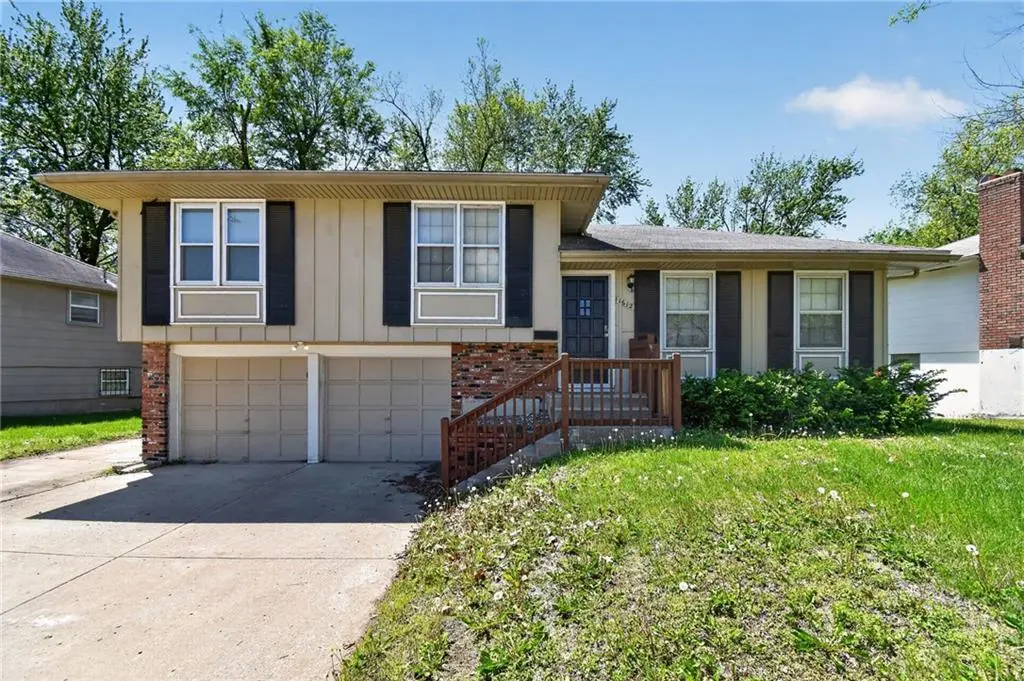 11612 Sycamore DR, Kansas City, KS 64134