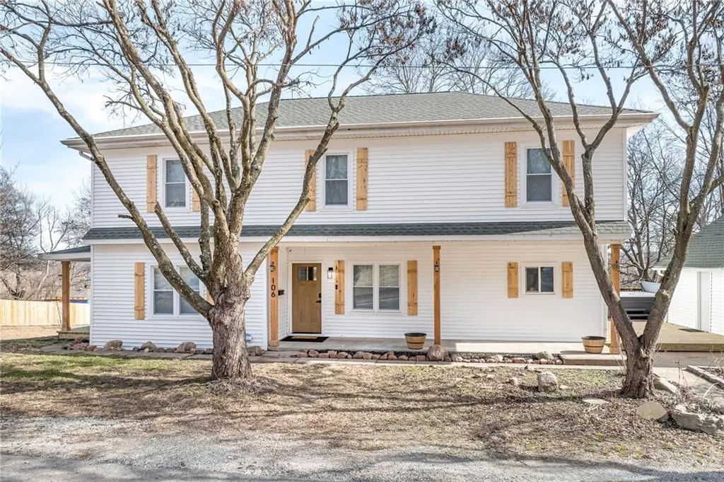 106 North ST, Farley, MO 64028
