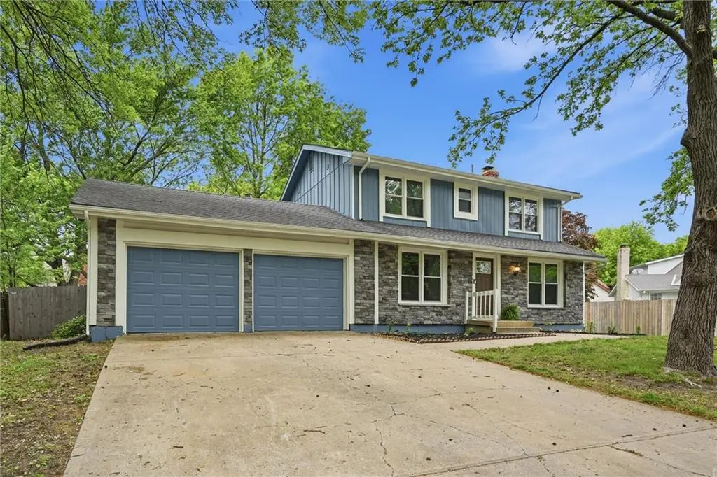 1021 S Clairborne RD, Olathe, KS 66062