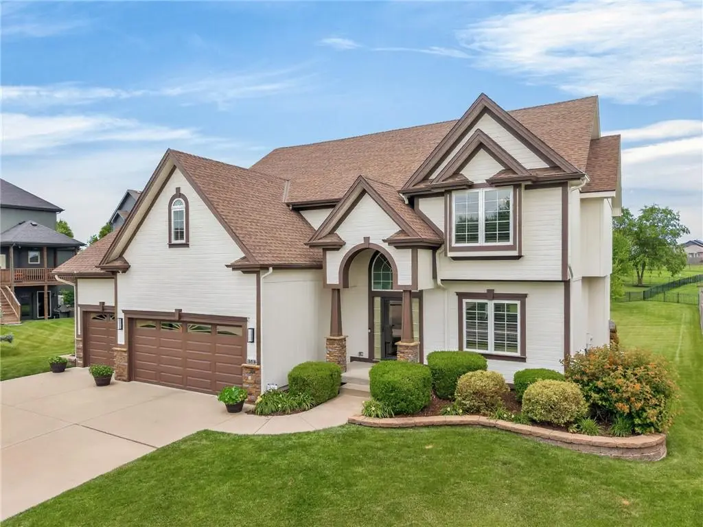 8502 NE 100th TER, Kansas City, MO 64157