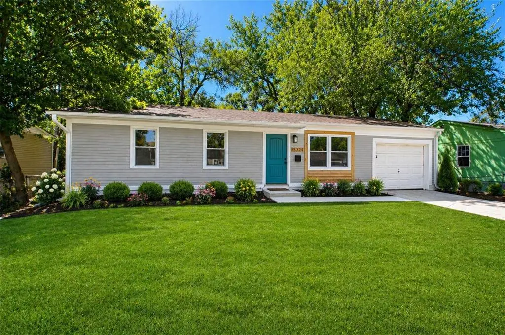 15324 Fuller AVE, Grandview, MO 64030