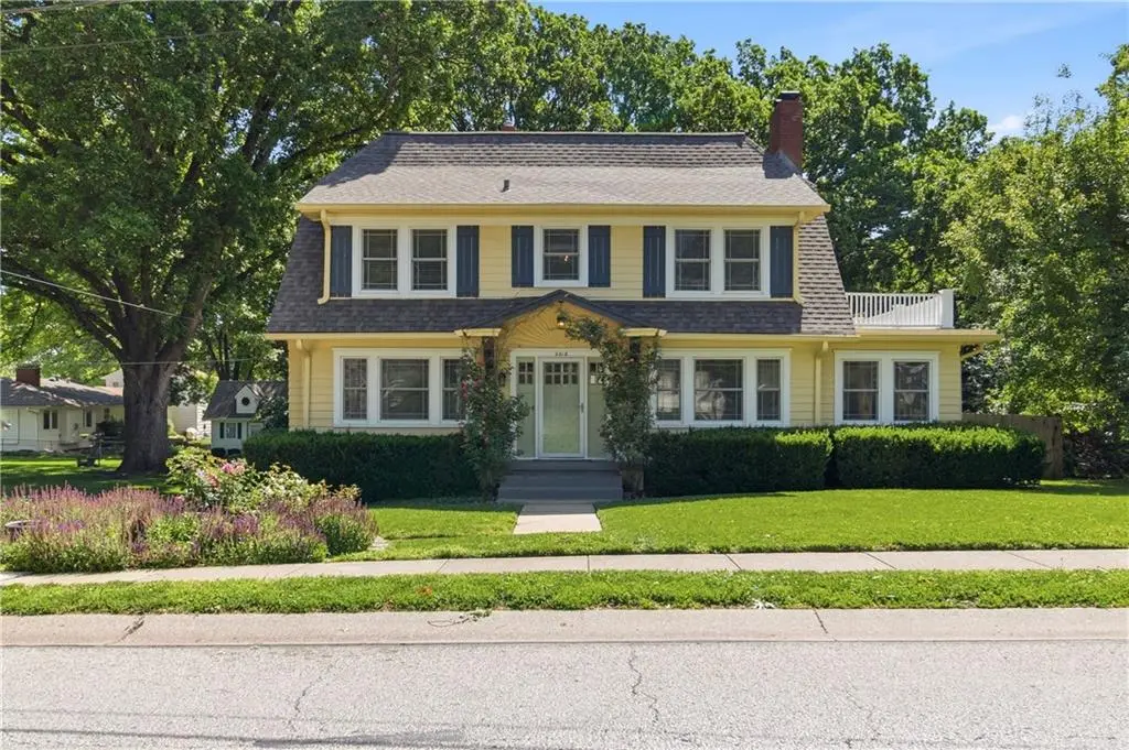6815 Lamar AVE, Overland Park, KS 66204