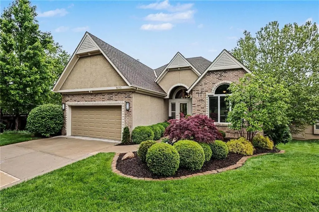 14353 Norwood ST, Leawood, KS 66224