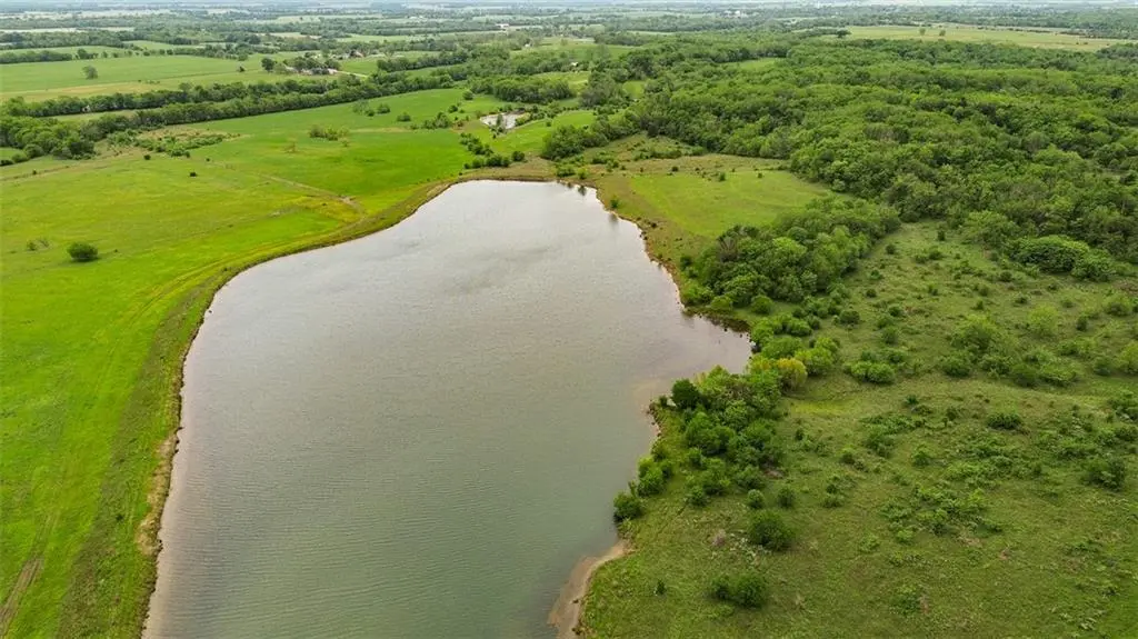 East Victory RD, Bronaugh, MO 64728