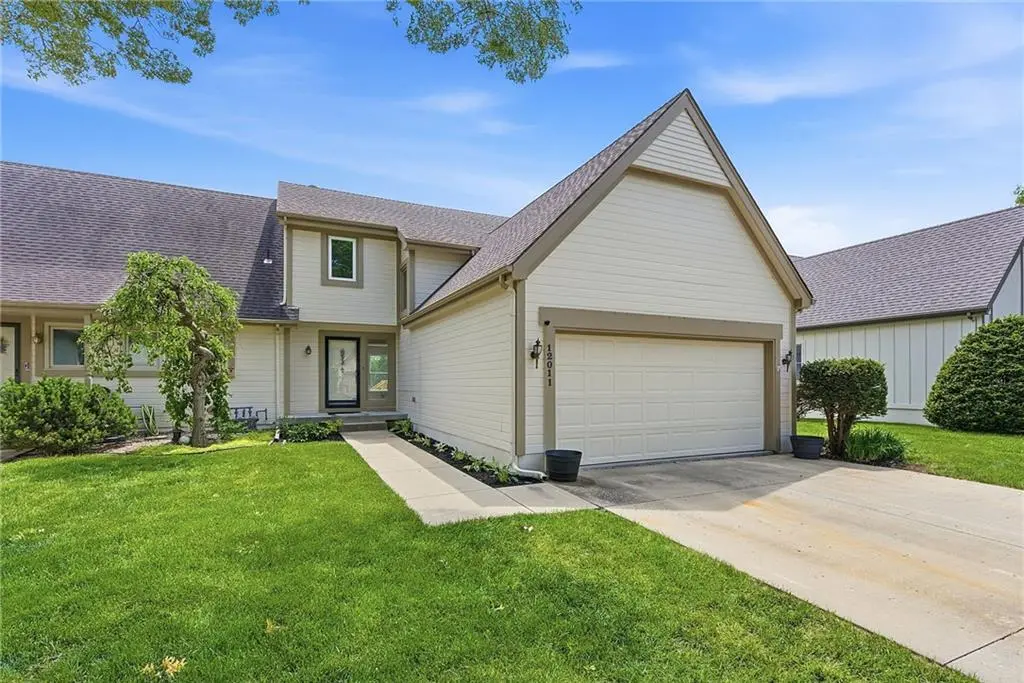 12011 E 86 ST, Kansas City, MO 64138