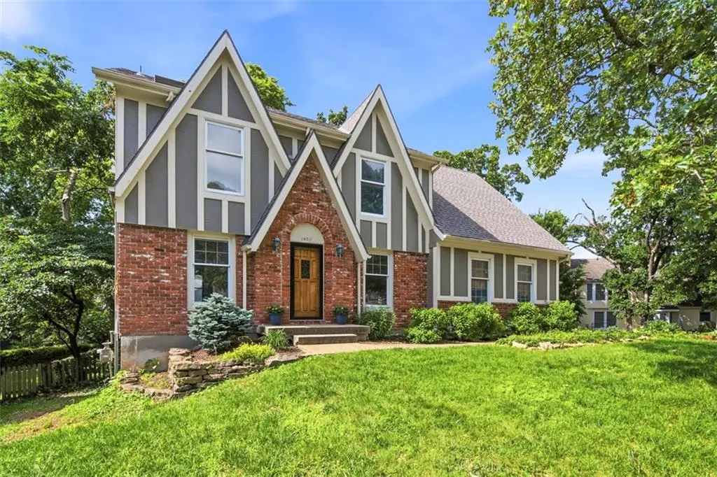 14511 W 69th ST, Shawnee, KS 66216