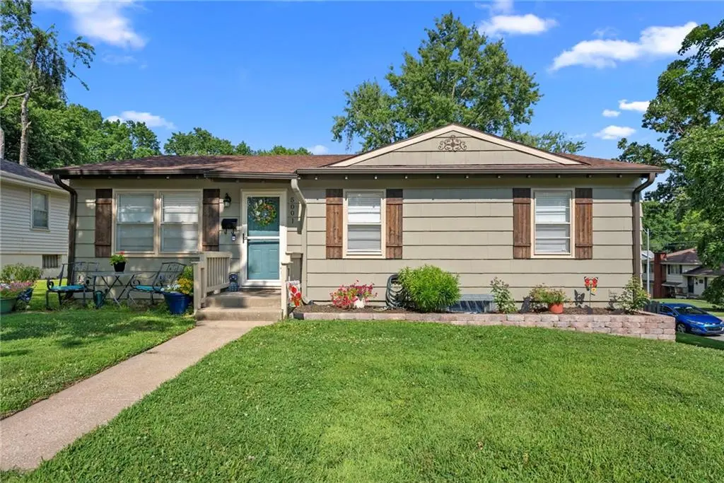 5001 N Michigan AVE, Kansas City, MO 64118