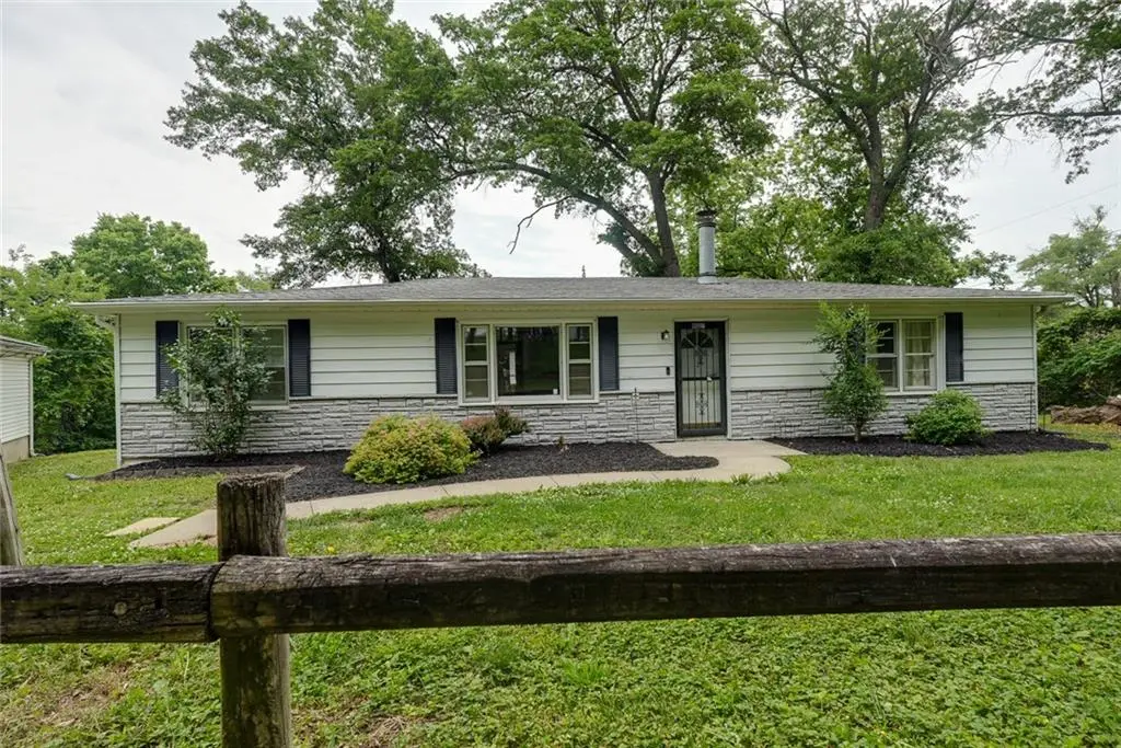 8527 Garfield AVE, Kansas City, MO 64132