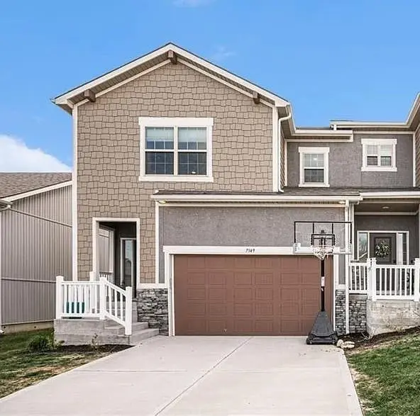 7349 Grand Slam ST #34 D, Parkville, MO 64152