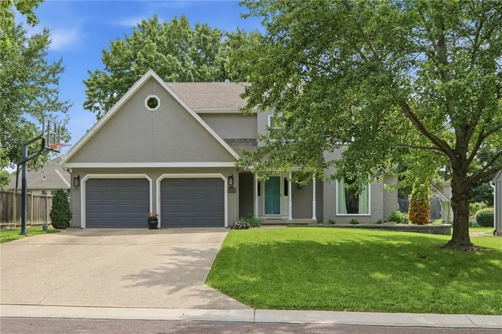 11705 Craig ST, Overland Park, KS 66210